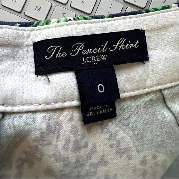 J Crew Paisley Pencil Skirt Women's Size 0 Blue Green Work Cruise Vacation Summe - Picture 8 of 8